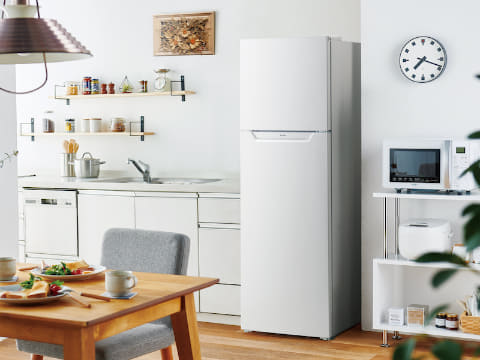 ハイアール、幅55cmのスリムな冷蔵庫。小型90Lも - 家電 Watch