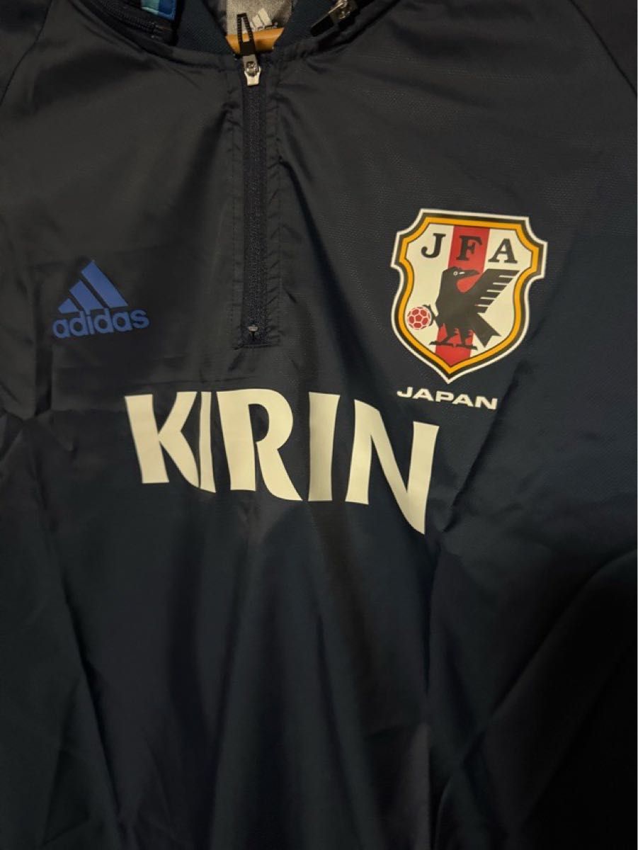 日本代表 サッカーセットアップ ピステ ナイロン 新品 Lサイズ