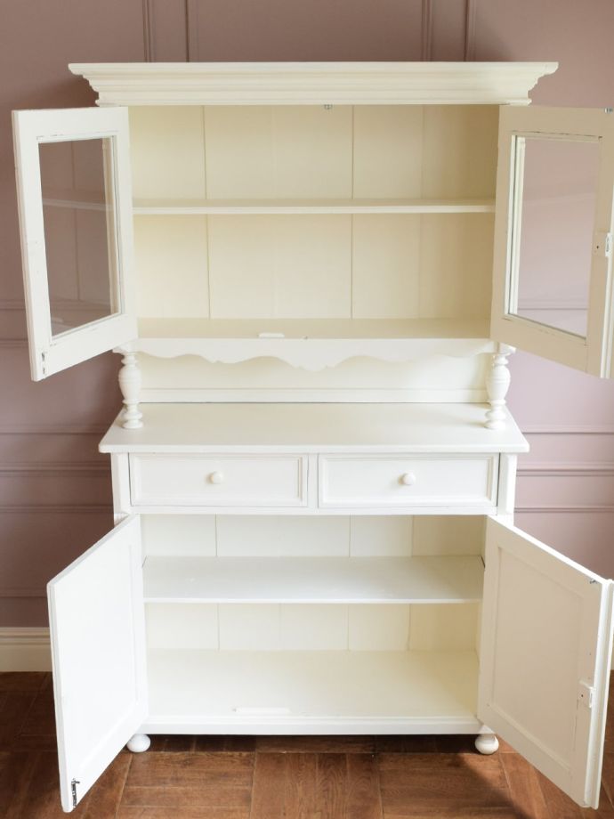 フランスから届いたアンティークのカップボード、フレンチシャビーな