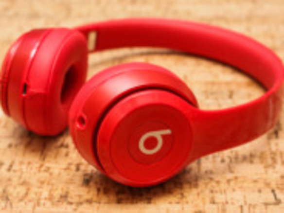 Beats Solo2 Wireless」レビュー--ワイヤレス化した人気オンイヤー
