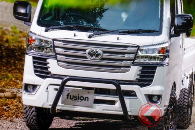 ド迫力の「ランクル軽トラ!?」公開！ めちゃ