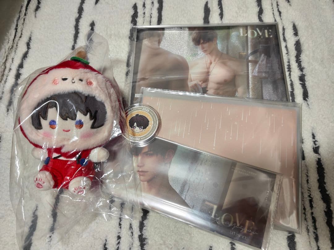 恋と深空　公式 2025年 vip マヒル ギフトボックス 中国版 公式】恋と深空 2025 vip box 中国版 マヒル セット - メルカリ