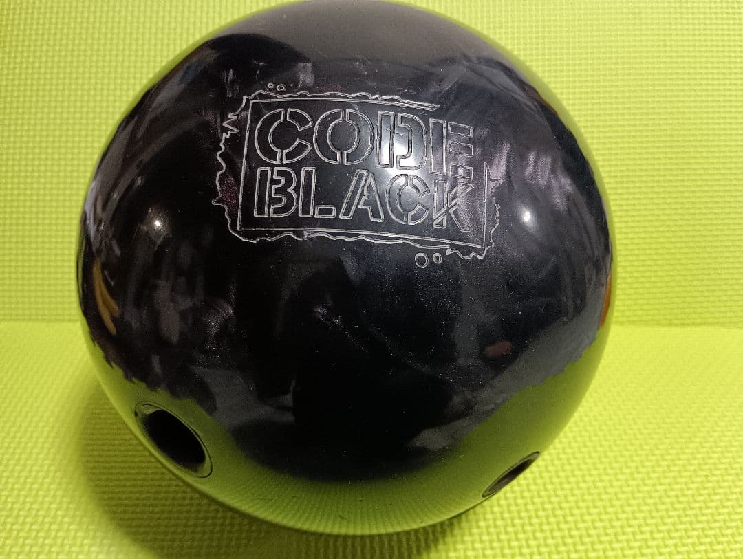 ストームCODE BLACK ボウリングボール 15ポンド - メルカリ