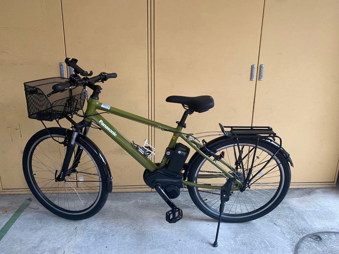 【埼玉】Panasonic ハリヤ 2021年モデル BE-ELH442G ライフスタイルに新たな刺激を！「THE 大人」の電動クロスバイク