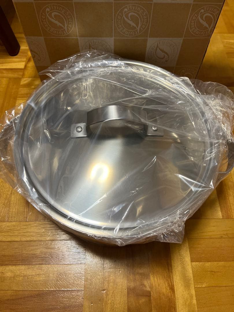 新品　フライングソーサー　両手鍋　24cm Flying Saucer（フライングソーサー） オリジナル 両手鍋 24cm IH