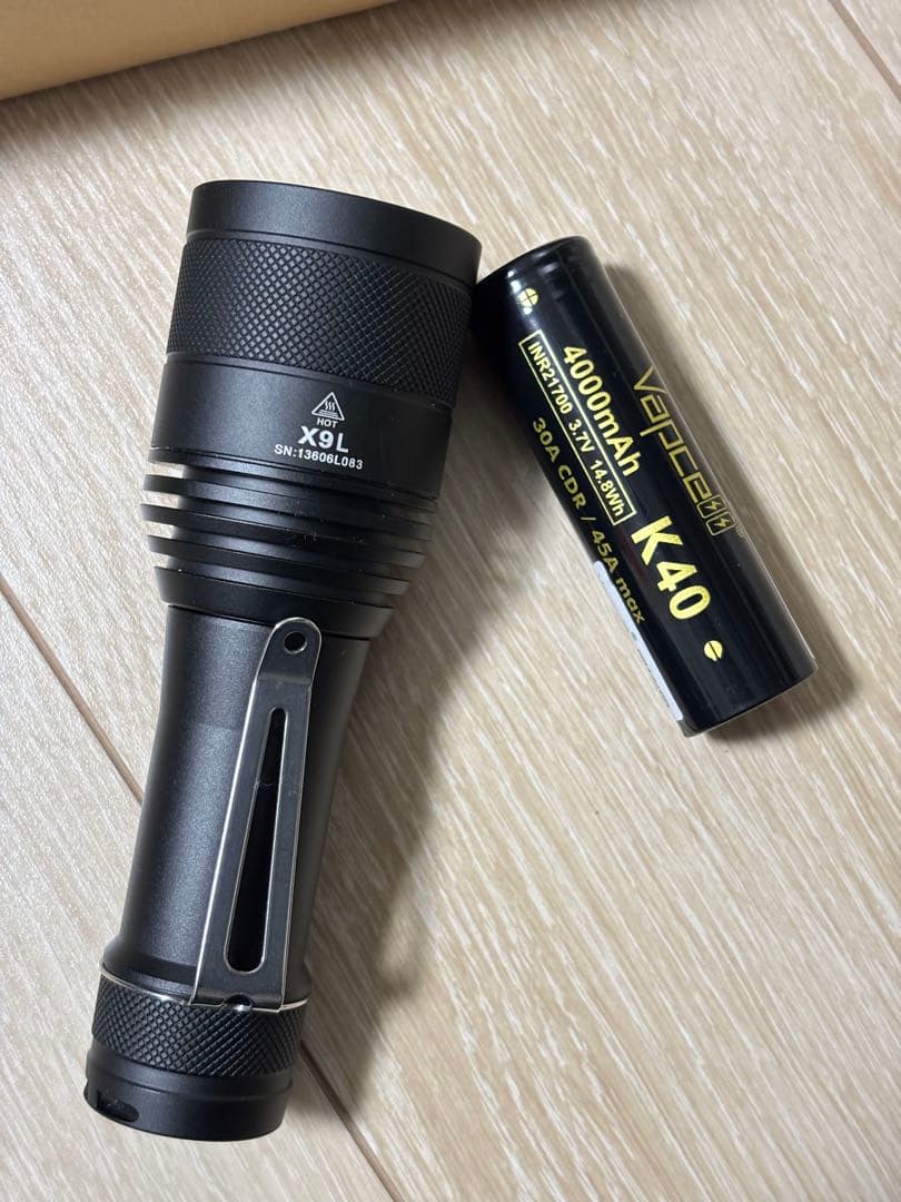 LUMINTOP FW21 X9L sbt90.2 バッテリー付き Lumintop FW21 X9L SBT-90 6500LM 810M 21700 Outdoor LED Flashlight