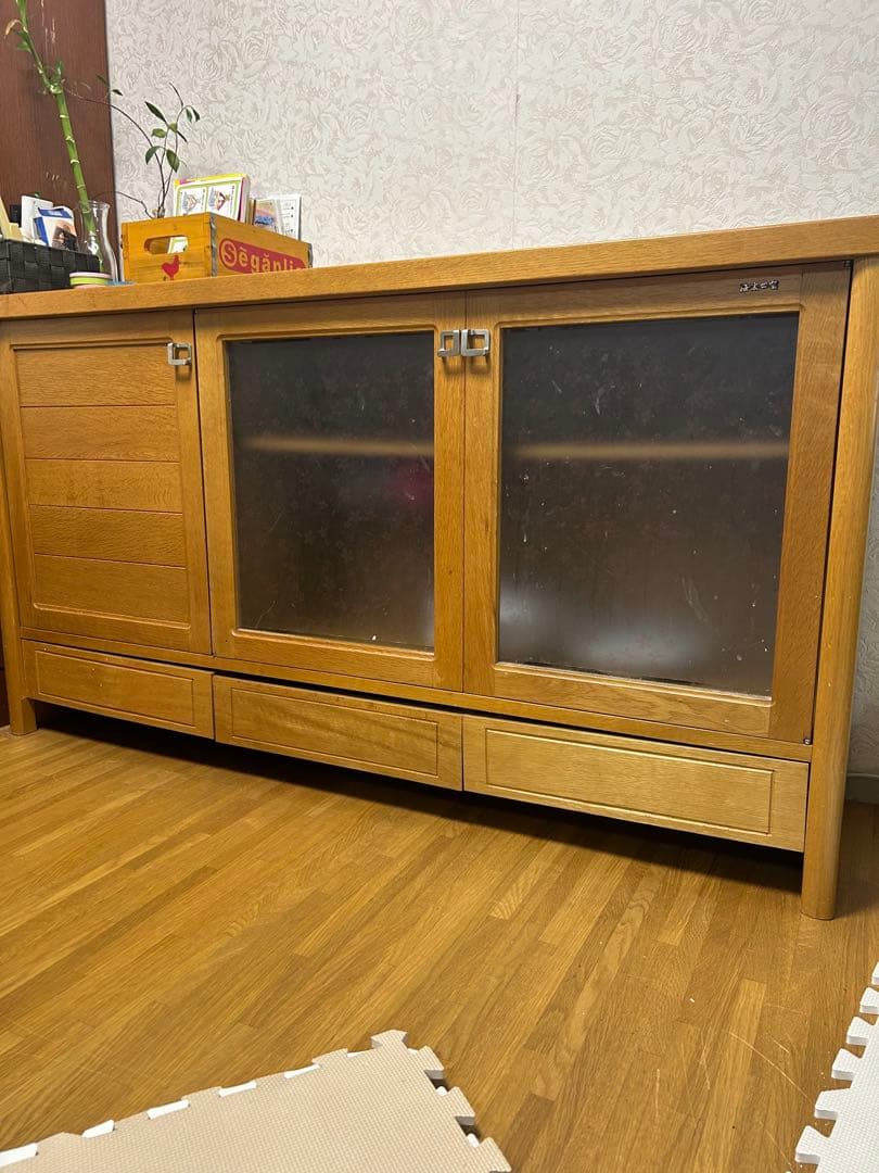 kaji★浜本工芸ガラス扉付収納サイドボード 利便性重視のサイドボード No.6100｜サイドボード｜製品一覧｜浜本工芸