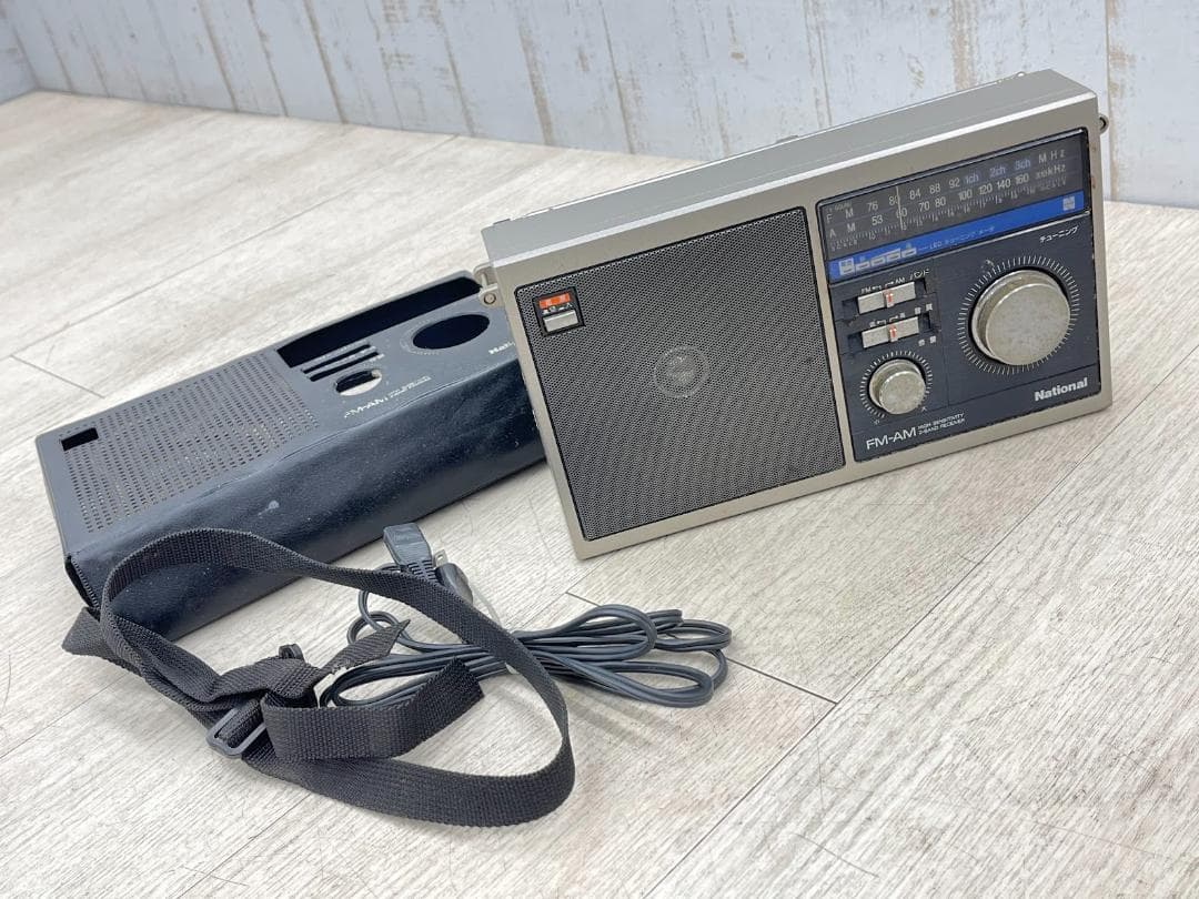 昭和レトロ ナショナル ラジオ RF-U80 動作確認済 2バンド カバー付き 昭和レトロ ナショナル ラジオ RF-U80 動作確認済 2バンド カバー付き