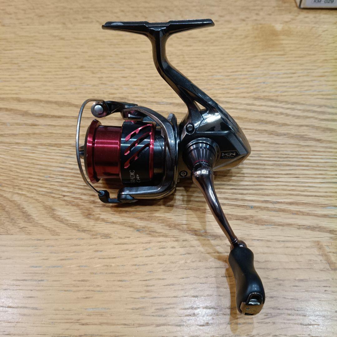 シマノ　SHIMANO　ストラディック Amazon | シマノ(SHIMANO) スピニングリール 19 ストラディック C2000S