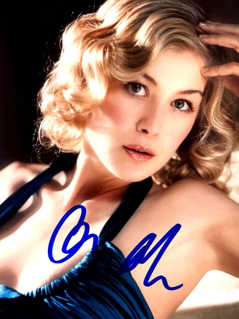 ロザムンド・パイク直筆サイン入り2Lサイズ写真… Rosamund Pike ロザムンド・パイク 直筆サイン入り写真認証COA付