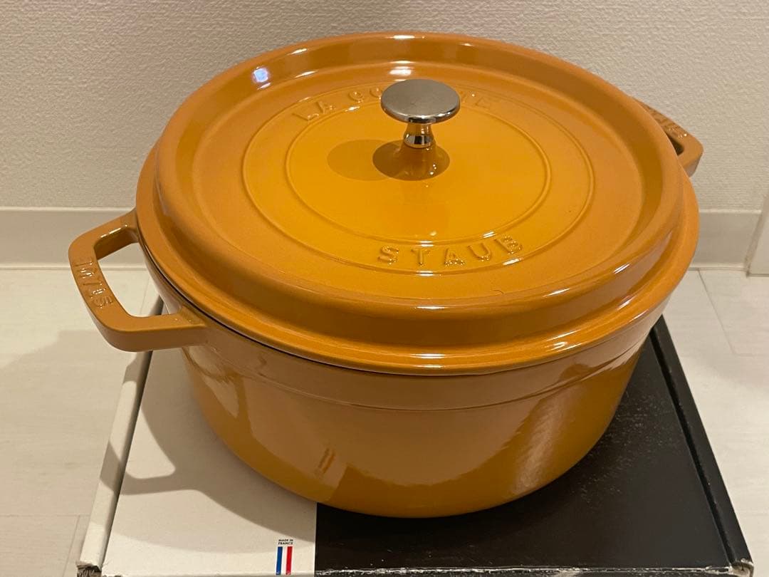 staub 26cm マスタード COCOTTE RONDE Amazon｜staub ストウブ 「 ココット ラウンド マスタード 22cm
