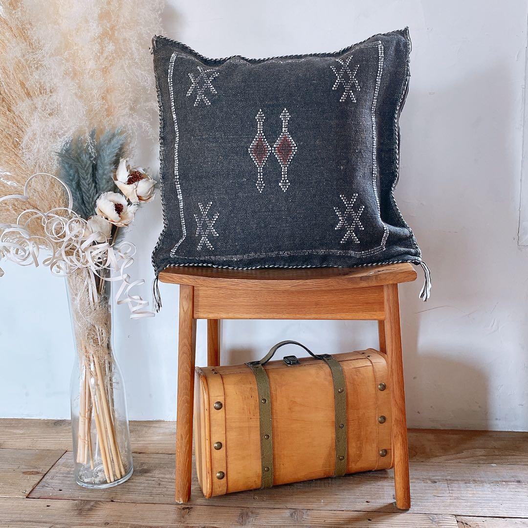 モロッコ製 カクタスシルク サブラ クッションカバー 約46×51cm - メルカリ