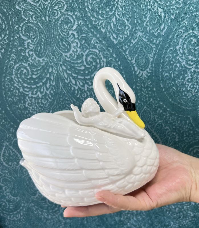 天使を乗せた白鳥 スワン 陶器置物 鉢カバー KZ23